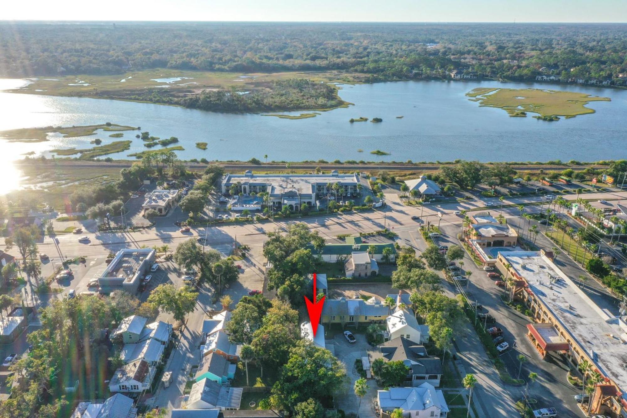 Private Uptown Flat - Walk To Nights Of Lights! Apartamento St. Augustine Exterior foto