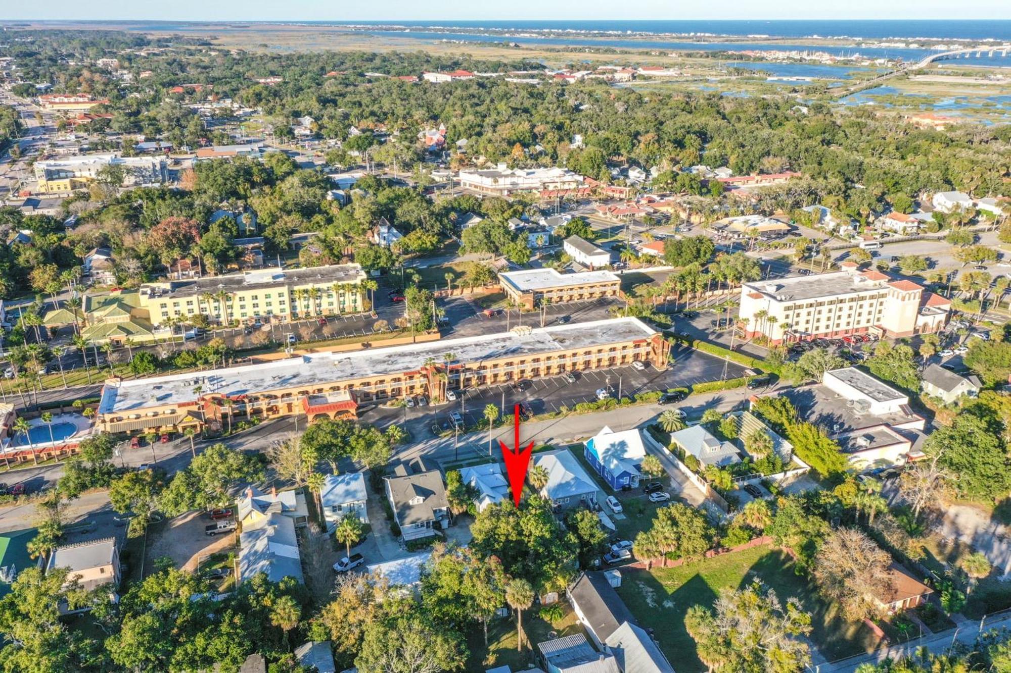 Private Uptown Flat - Walk To Nights Of Lights! Apartamento St. Augustine Exterior foto